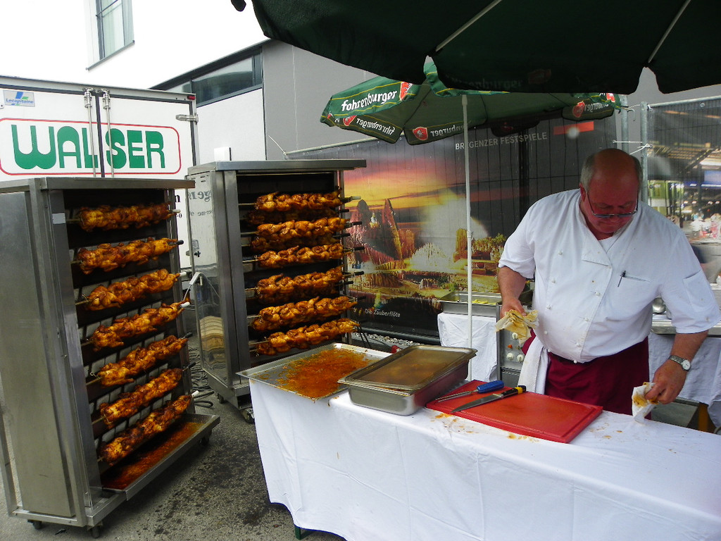 110_6085_jpg-1304466767