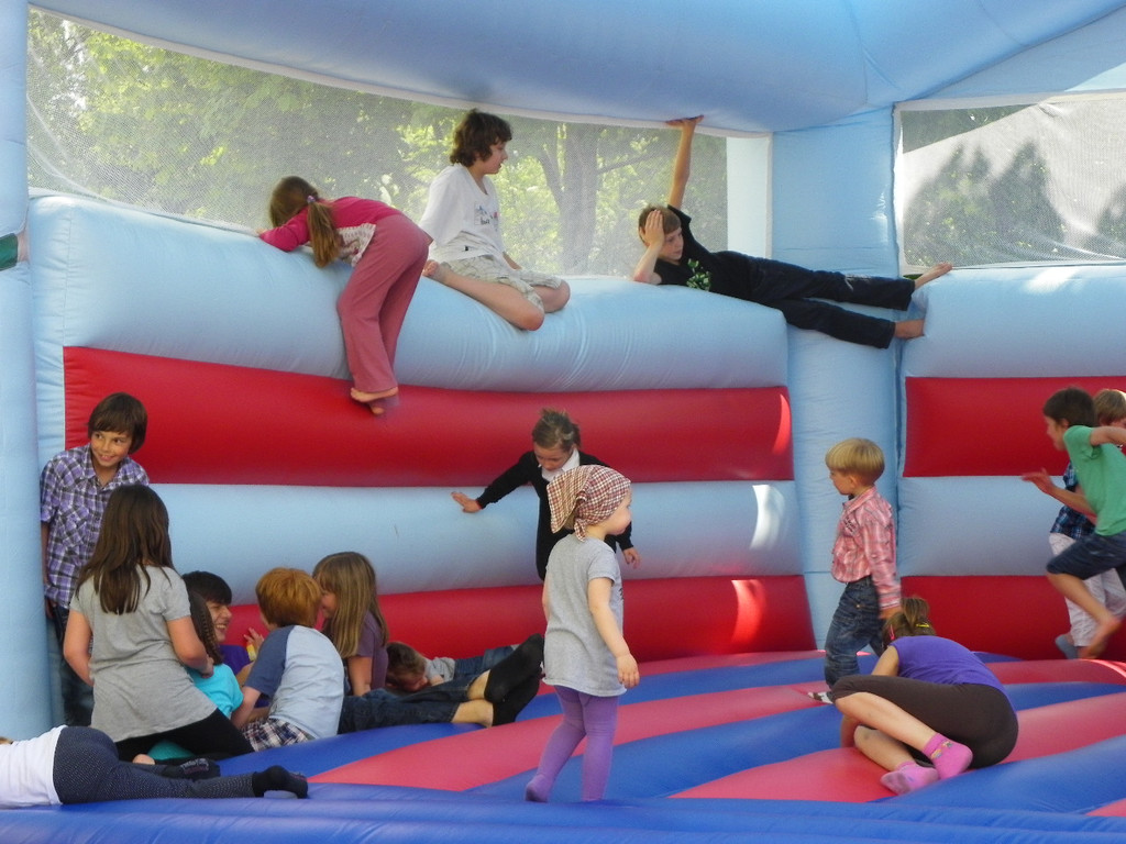 110_6135_jpg-1304466646