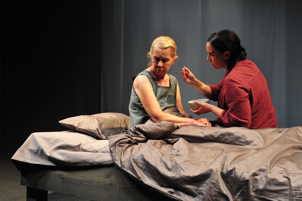 Unter jedem Dach 2_JPG-1304518929