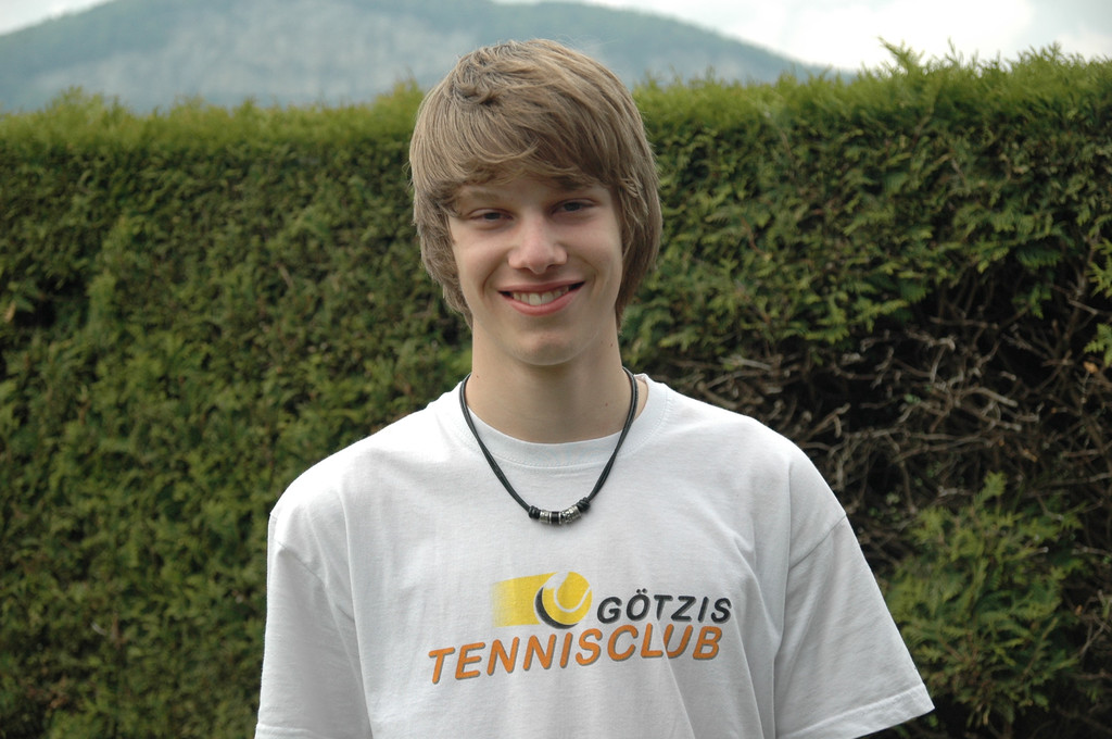 Alexander Zuggal_JPG-1304578626