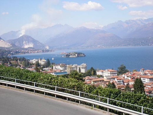 et-Lago_20Maggiore_20037_jpg-1304633830