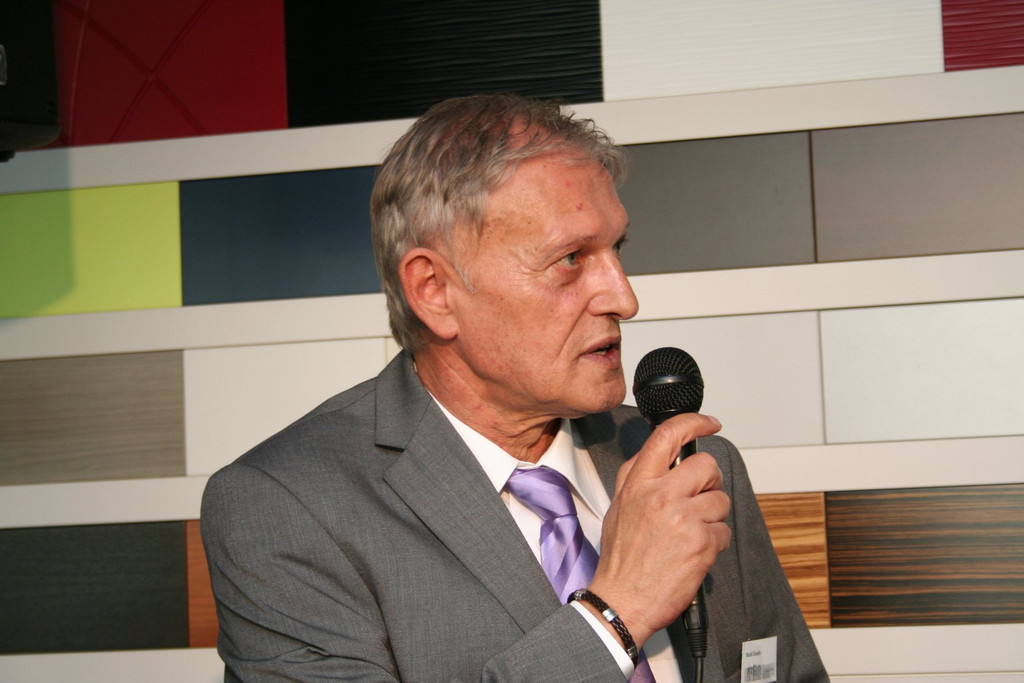 IMG_8832_jpg-1304690010