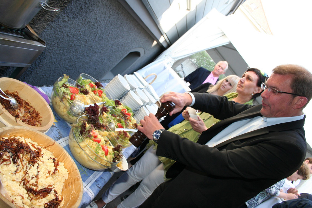 IMG_8866_jpg-1304690127