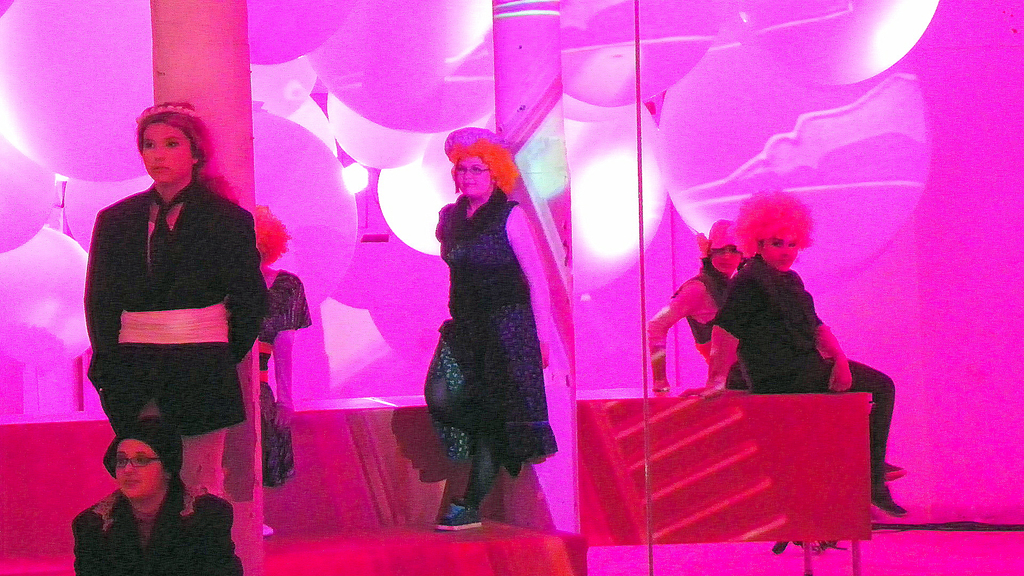 4_5_11 216_jpg-1304717356