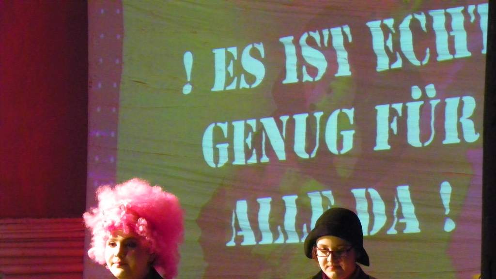 4_5_11 229_jpg-1304717312