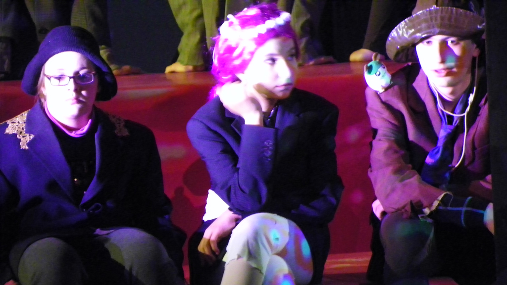 4_5_11 228_jpg-1304717457