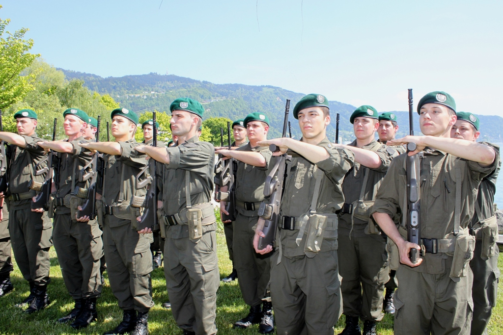 Angelobung SOLDATEN Lochau 2011 _8__jpg-1304768279