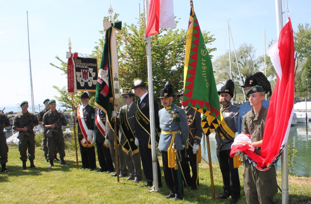 Angelobung SOLDATEN Lochau 2011 _19__jpg-1304768417