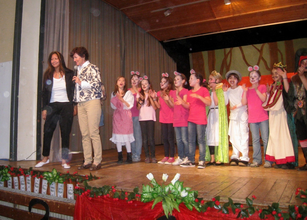 VS Theater 4 B Englisch 05-05-2011 _14__jpg-1304769562