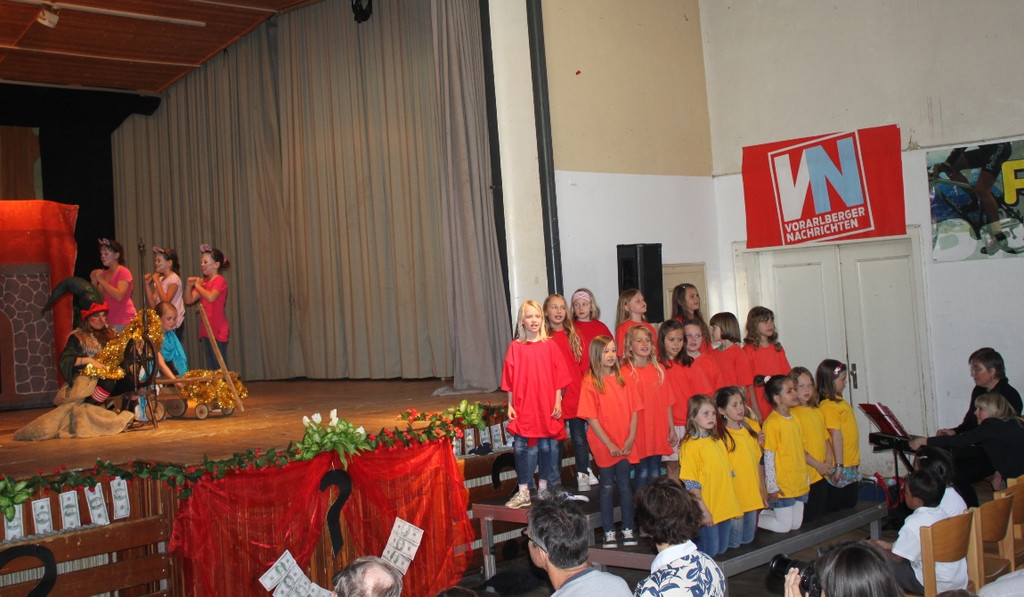 VS Theater 4 B Englisch 05-05-2011 _33__jpg-1304769677