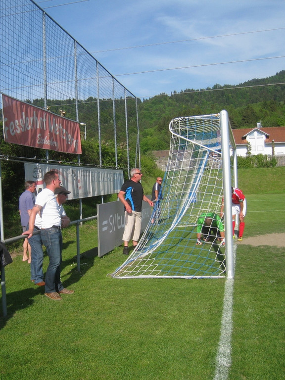 Fu__ball SVL Schruns Sieg 07-05-2011 _34__jpg-1304798119