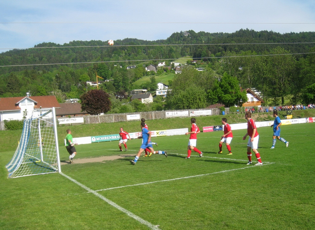 Fu__ball SVL Schruns Sieg 07-05-2011 _7__jpg-1304797815