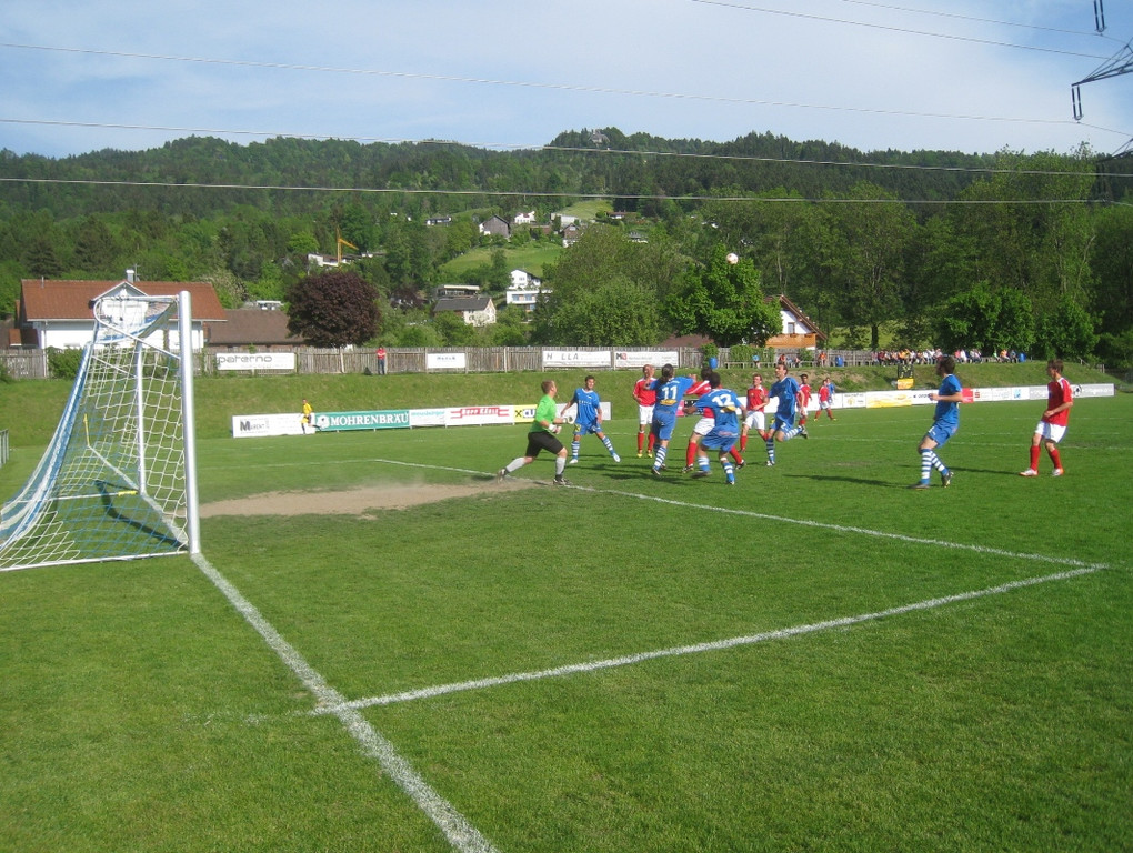 Fu__ball SVL Schruns Sieg 07-05-2011 _32__jpg-1304798093