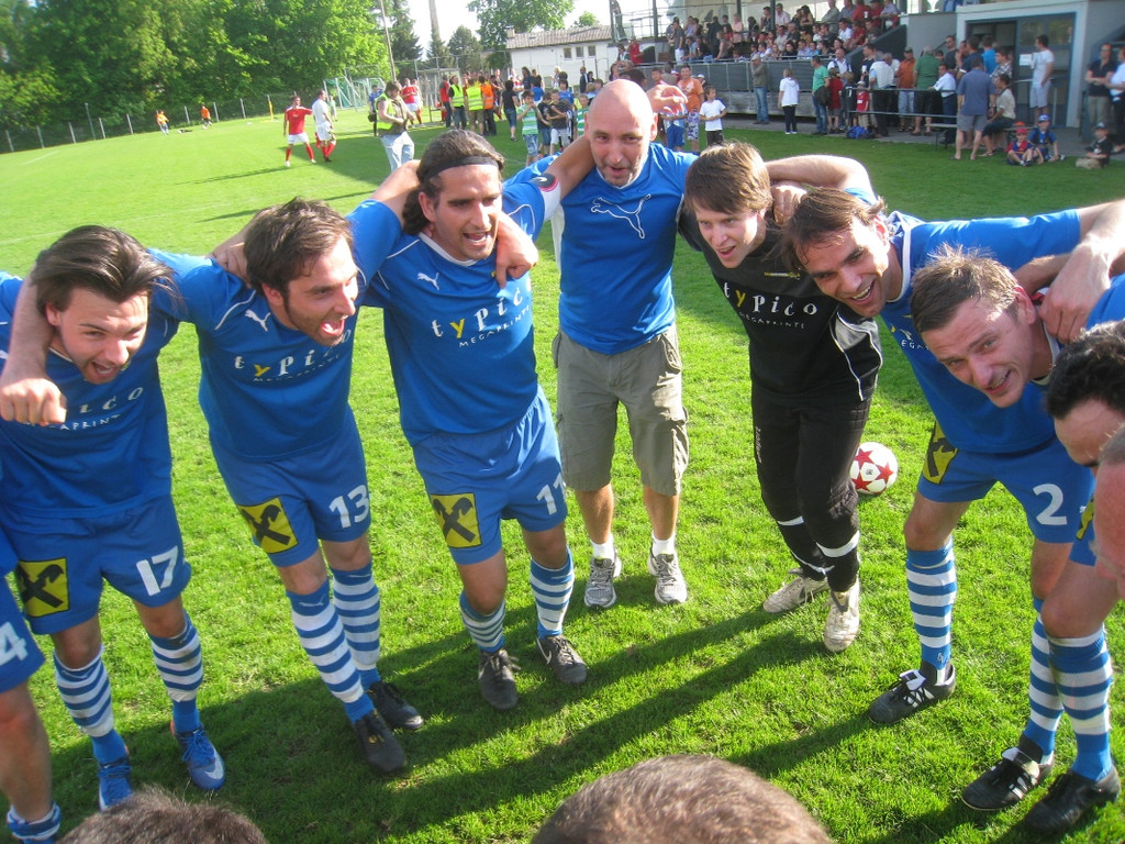 Fu__ball SVL Schruns Sieg 07-05-2011 _14__jpg-1304797887