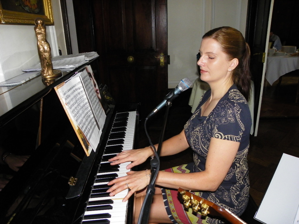 110_4722_JPG-1304810988