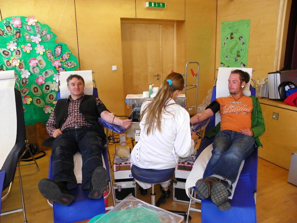 4_5_11 001_jpg-1304837502