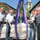 Bilder der Eisblock-Wette