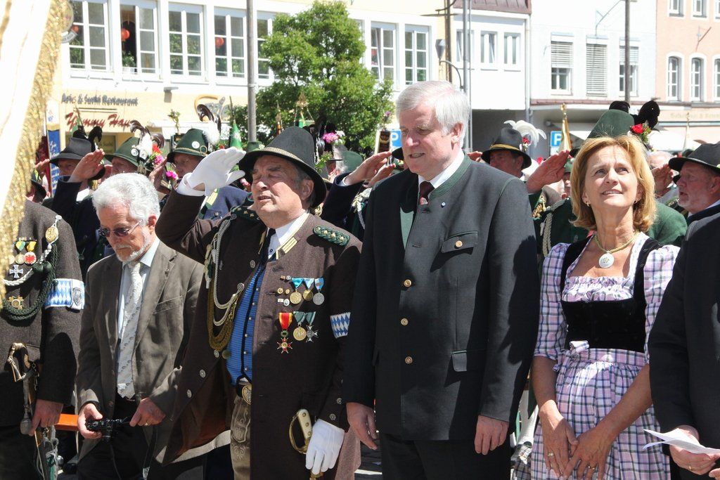 08052011schuerlaktivnews__10_.JPG