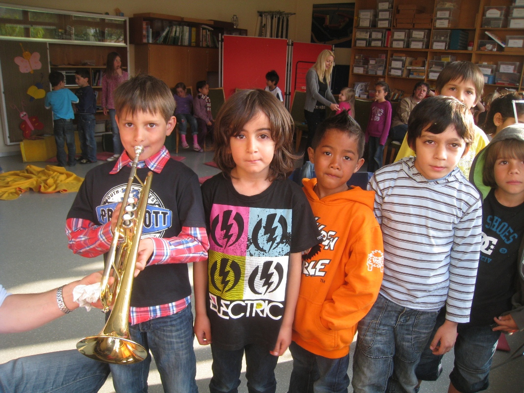 MSL Besuch in der Volksschule 2011 _9__jpg-1304953794