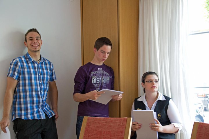 229075_224816080869298_113778341973073_1085607_2439030_n_jpg-1305098034