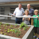 Wirtschaftshof Info Tag Hochbeet 2011 _2__JPG-1305115229
