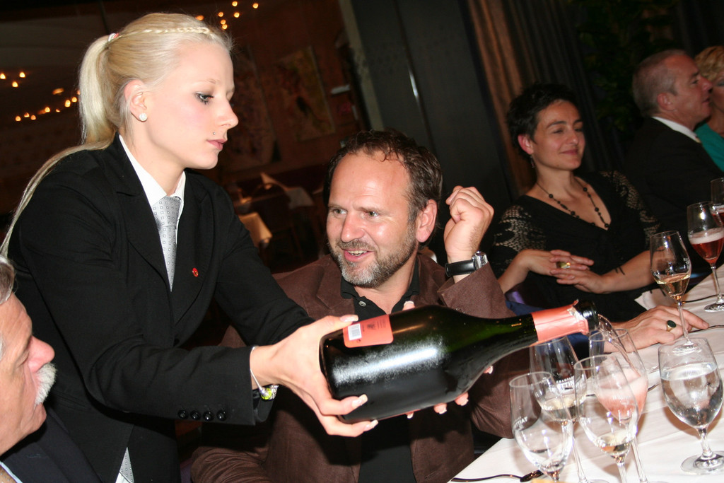 Falstaff Taittinger 3_jpg-1305307835