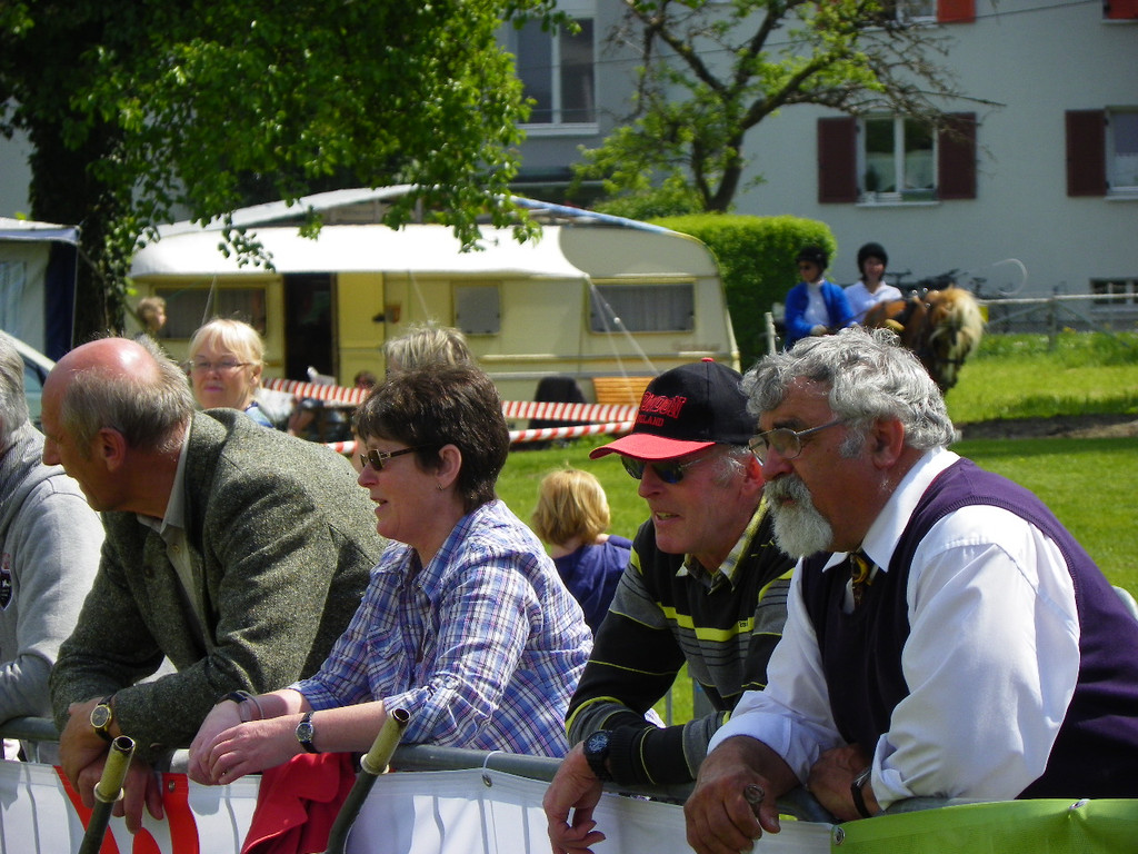 110_6131_jpg-1305384730