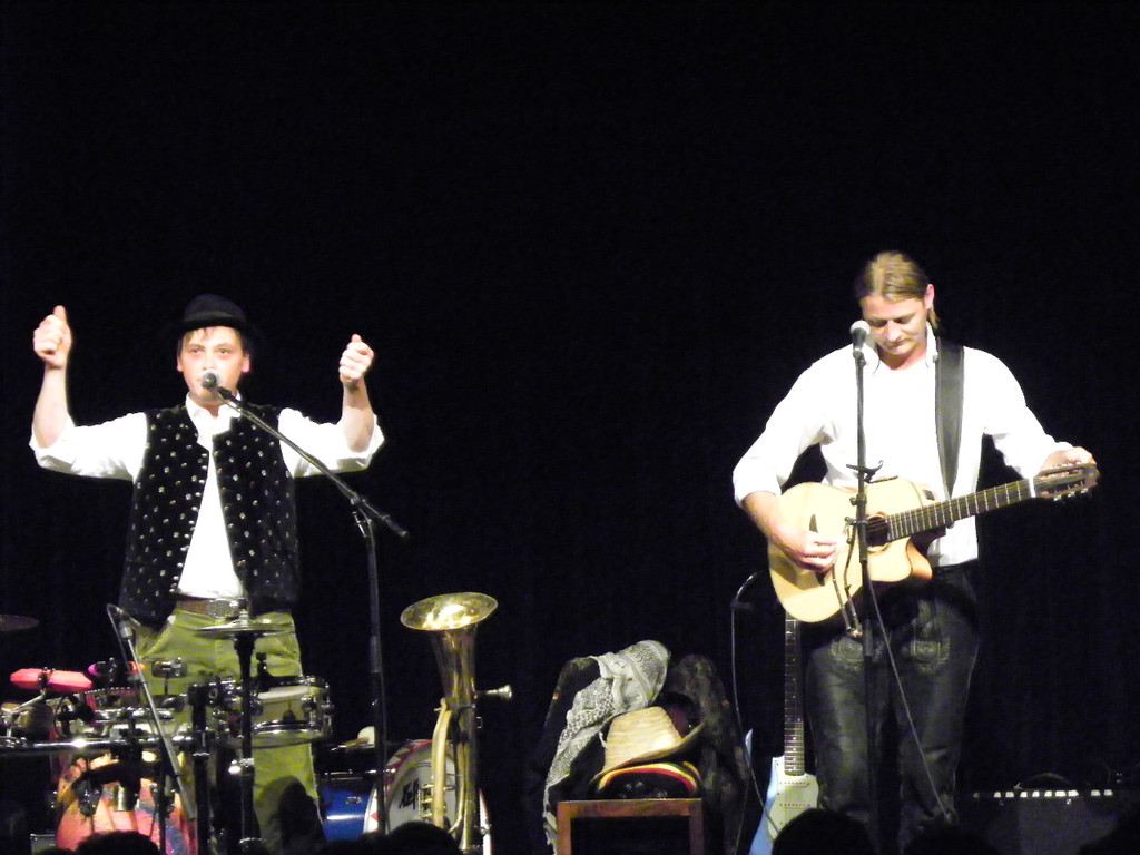 110_7631_JPG-1305385452