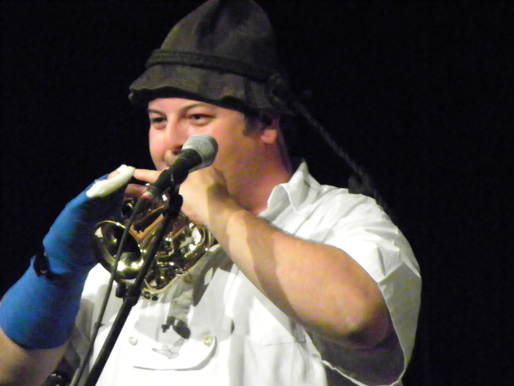 110_7648_JPG-1305385511