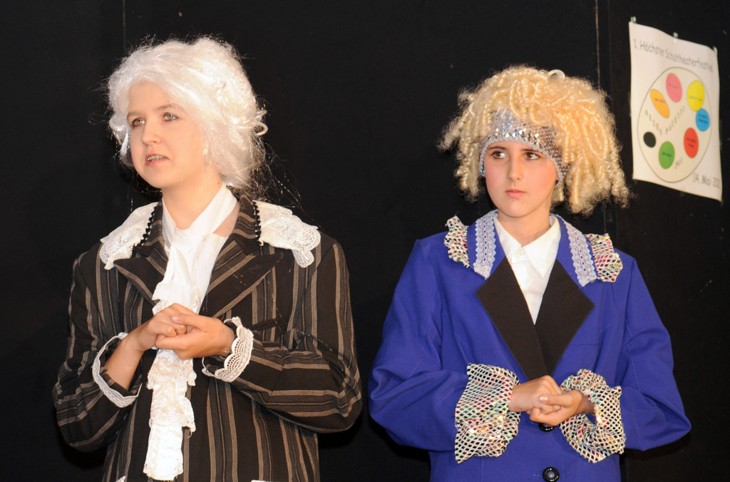 Schultheater H__chst 14_05_2011 41_jpg-1305473621