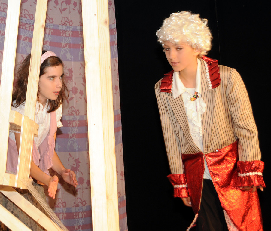 Schultheater H__chst 14_05_2011 51_jpg-1305473721