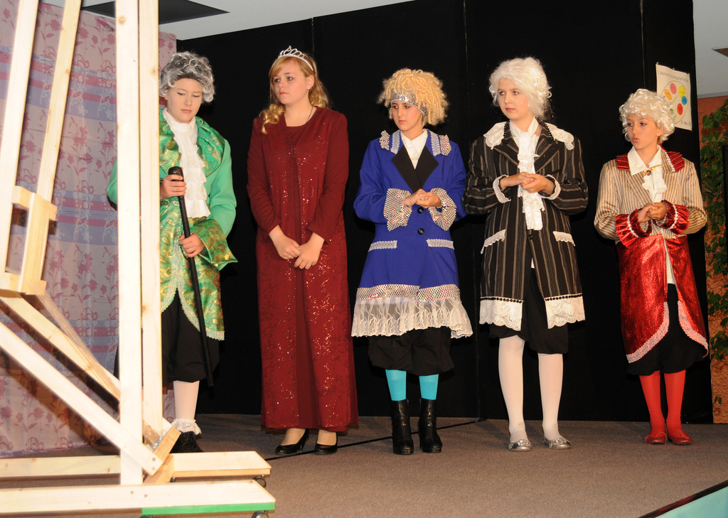 Schultheater H__chst 14_05_2011 52_jpg-1305473743