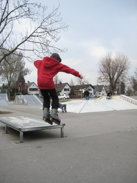 020409 Skaterplatz Oberau 032.jpg