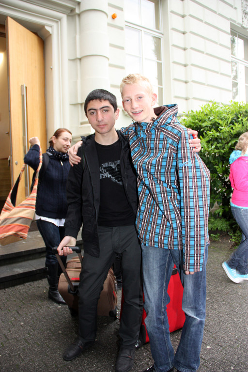 ara_frank_JPG-1305488686