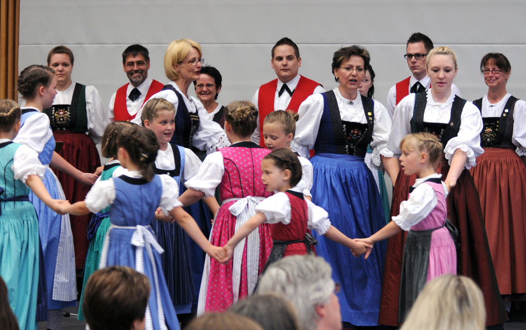 Tracht H__chst 15_05_2011 10_jpg-1305563939