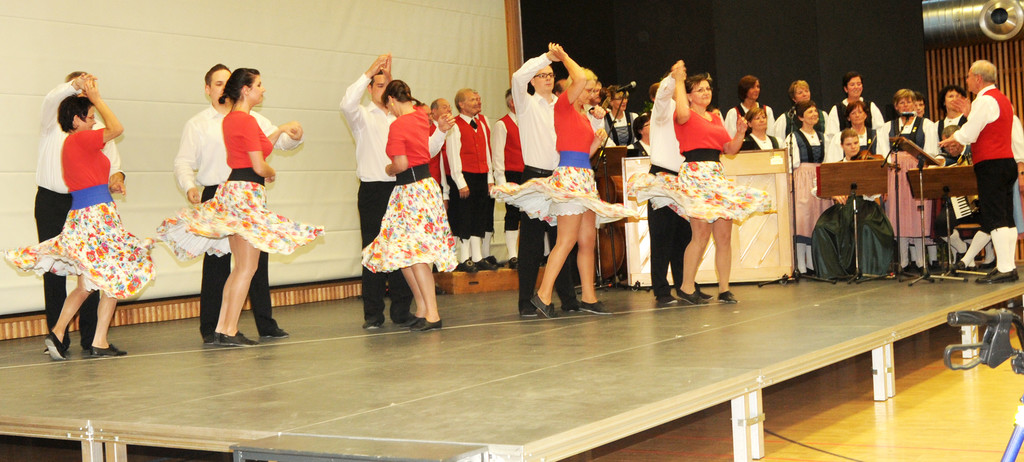 Tracht H__chst 15_05_2011 162_jpg-1305564880