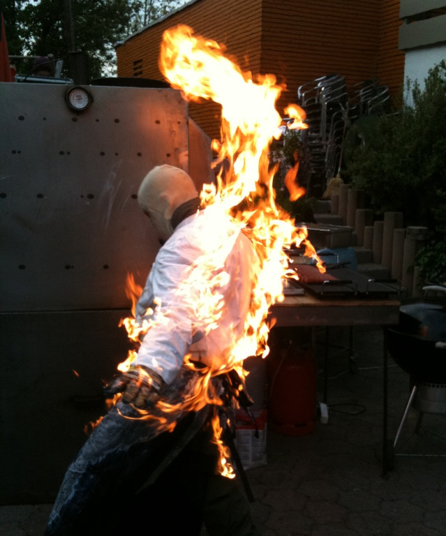 Stunt_JPG-1305574086