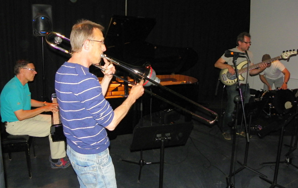 110_7612_JPG-1305584534