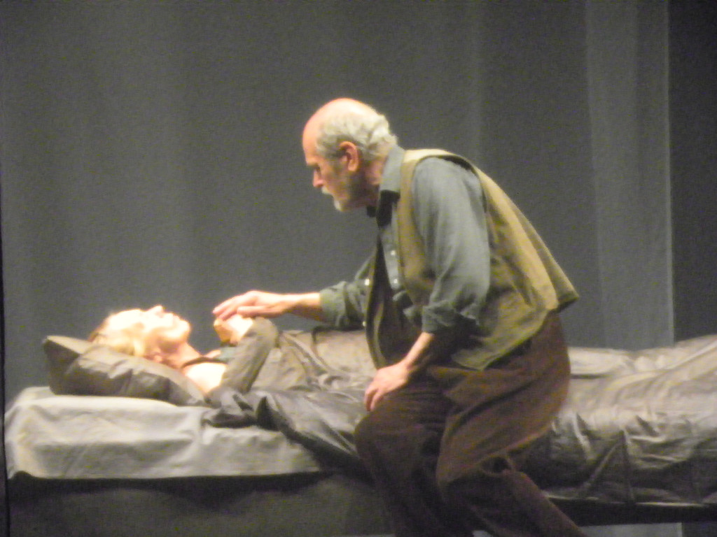 4_5_11 045_jpg-1305676187