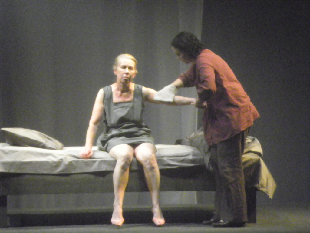 4_5_11 055_jpg-1305676201