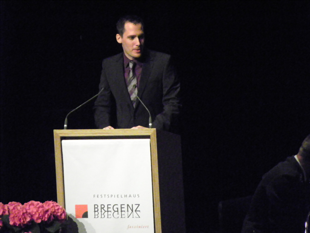 110_8189_JPG-1305761322