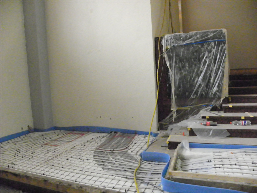 110_5202_JPG-1306097922