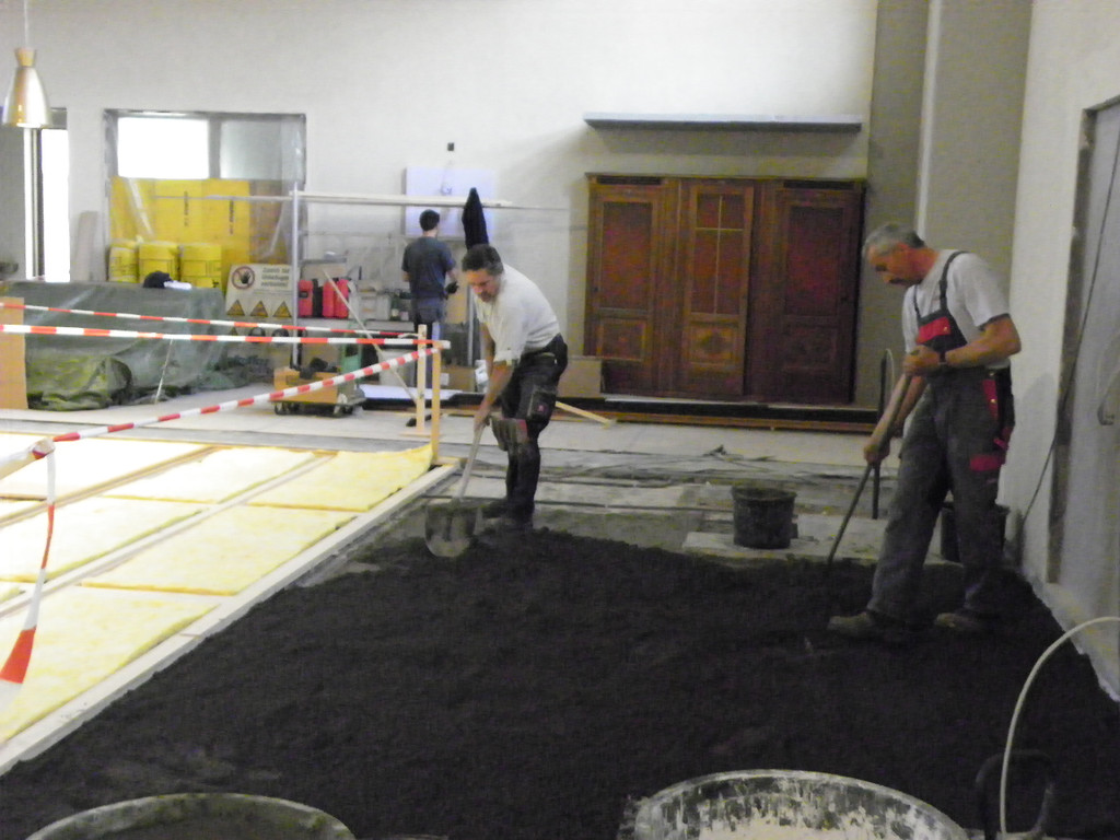 110_7862_JPG-1306097957