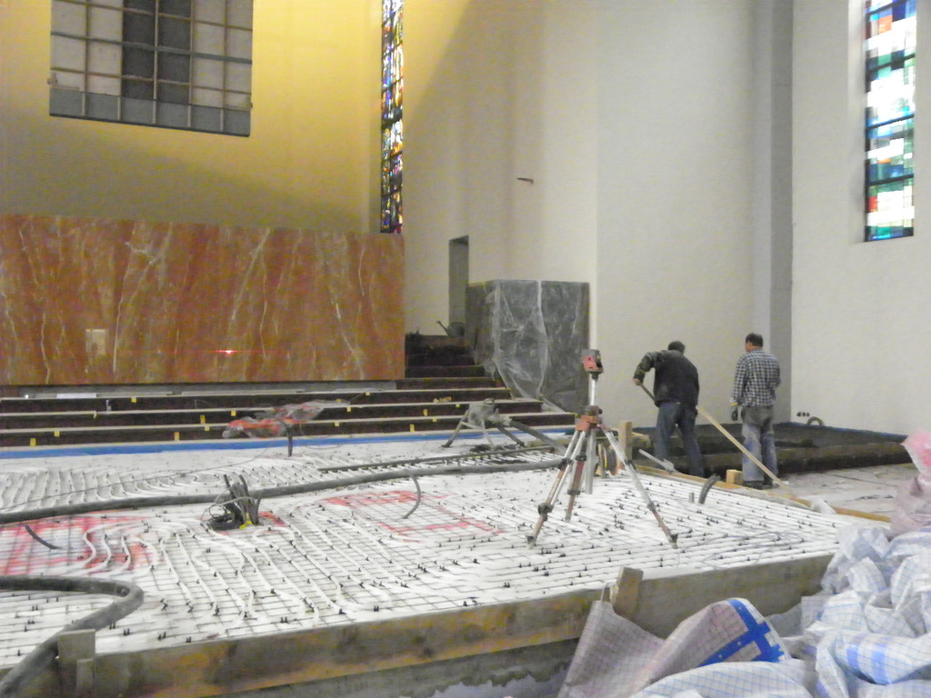 110_5194_JPG-1306098009