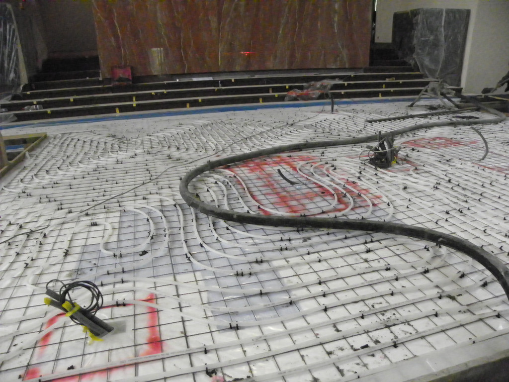 110_5196_JPG-1306098024