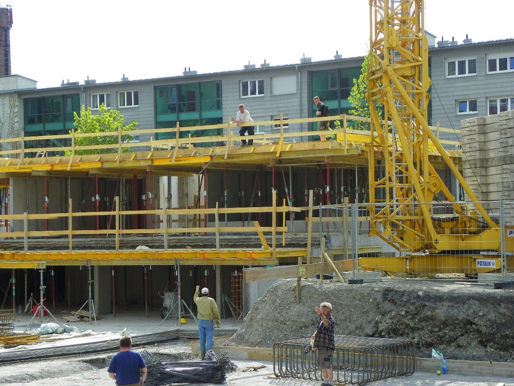 110_1762_JPG-1306100601