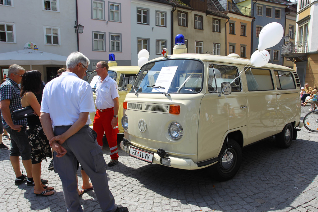 Rettungswagen aus dem Jahre 1971_JPG-1306137979
