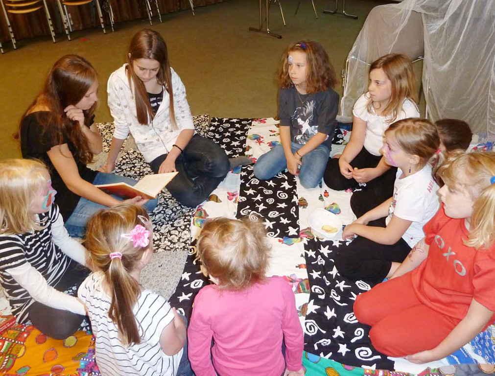 Spielefest30Maerchen_jpg-1306153848