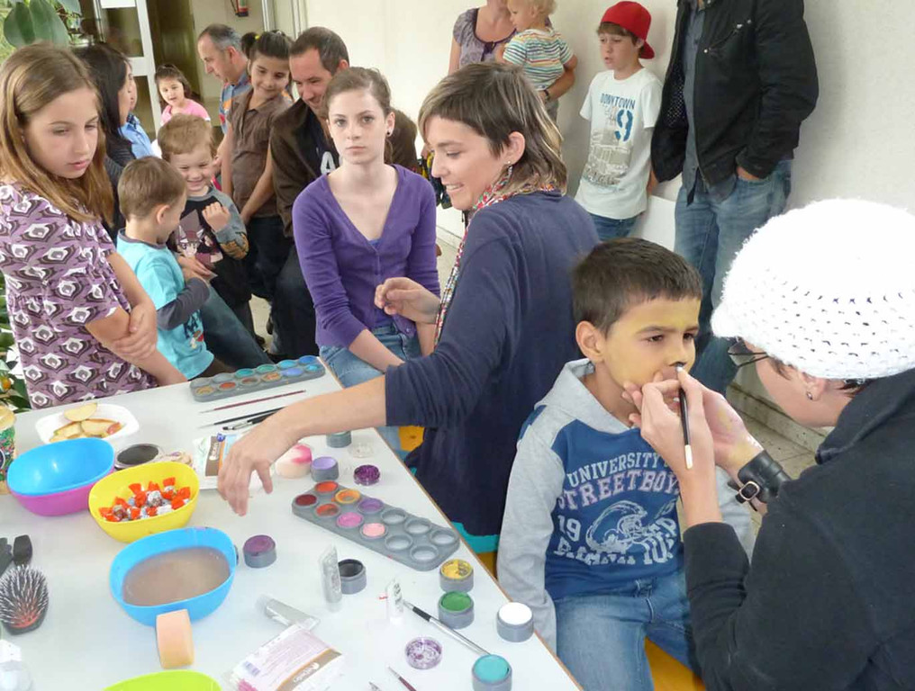 Spielefest17schminken_jpg-1306153942