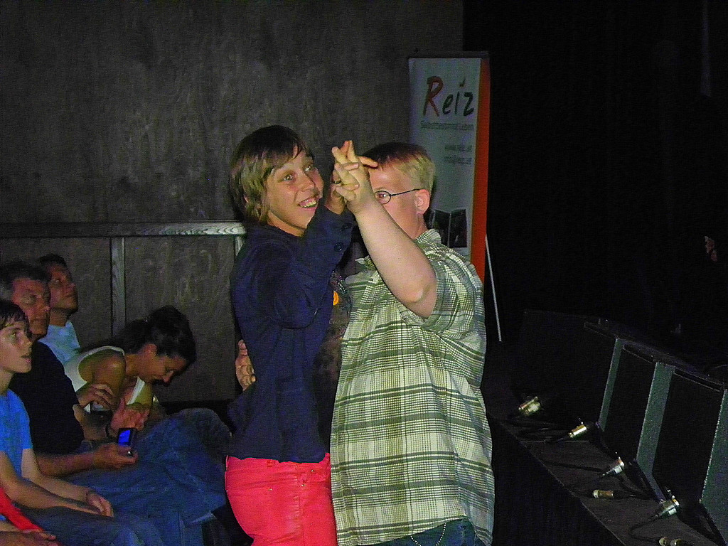 110_9879_JPG-1306187219